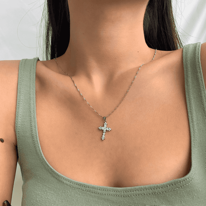 [Royal Jewellery]Delicate Cross Shape Necklace
