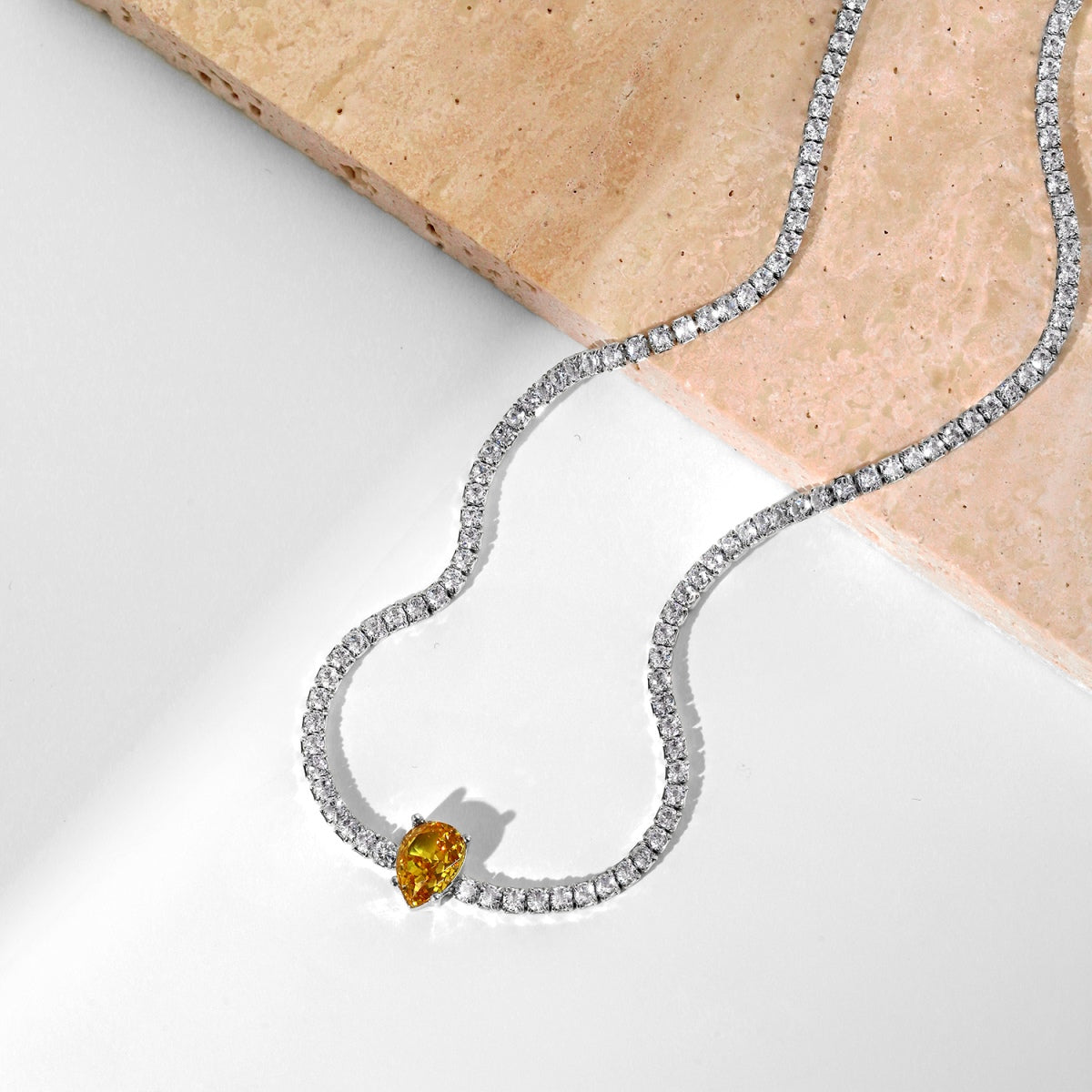 [Royal Jewellery]1.0 carat Unique Pear Cut Tennis Necklace