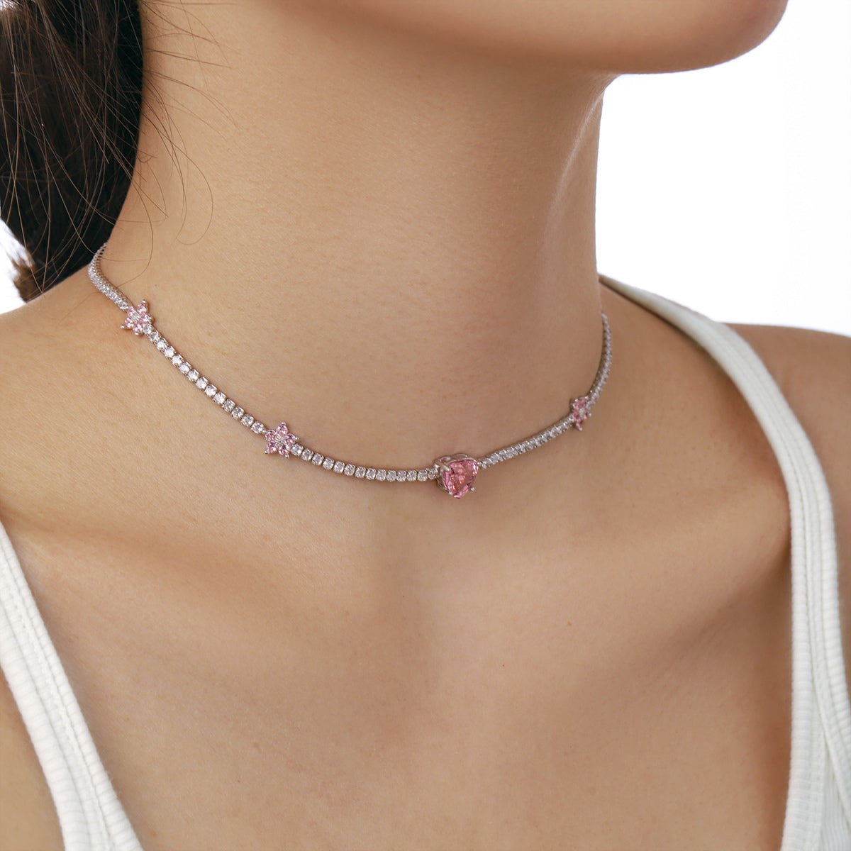 [Royal Jewellery]Dazzling Pink Heart Flower Necklace