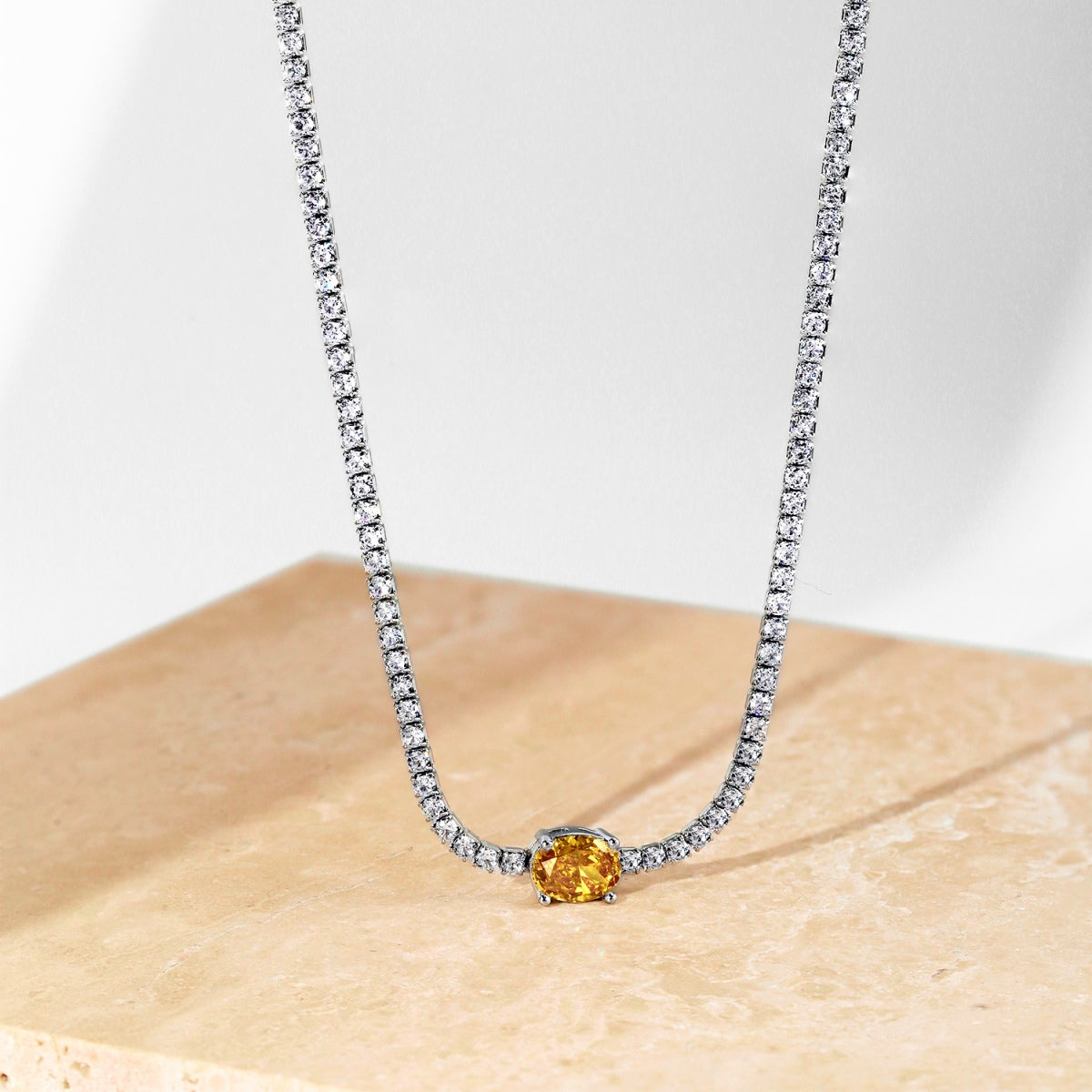 [Royal Jewellery]1.0 Carat Shining Oval Cut Necklace