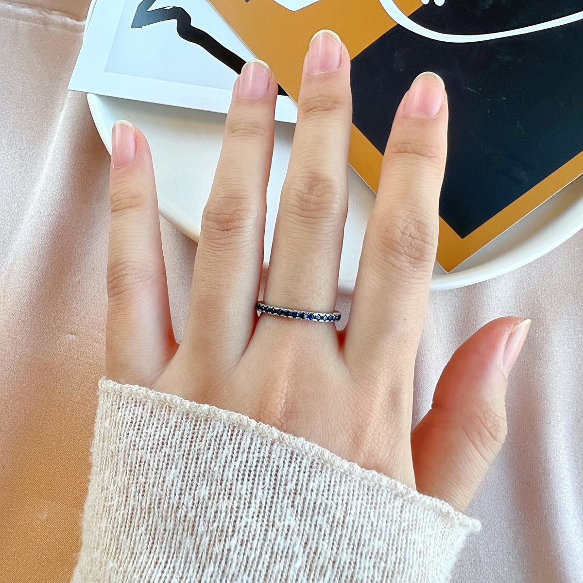 [Royal Jewellery]Delicate Sparkling Round Cut Daily Ring