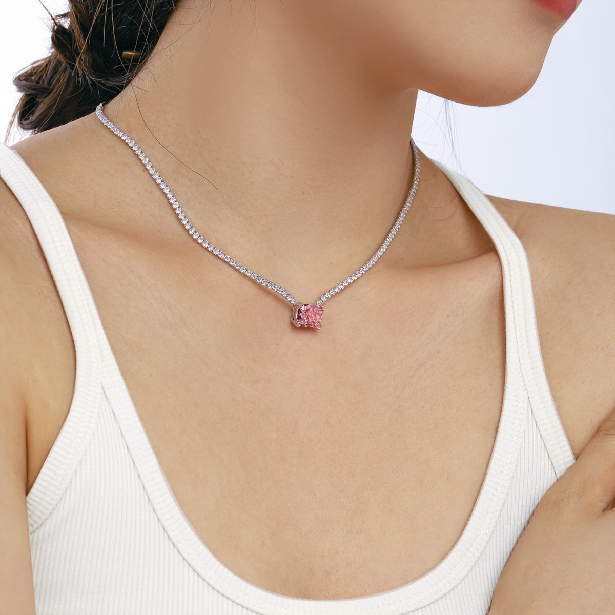 [Royal Jewellery]4.0 Carat Elegant Radiant Cut Necklace