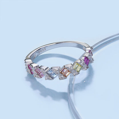 [Royal Jewellery]Delicate Vibrant Emerald Cut Daily Ring