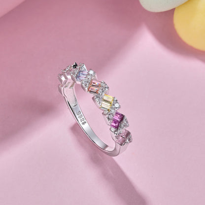 [Royal Jewellery]Delicate Vibrant Emerald Cut Daily Ring