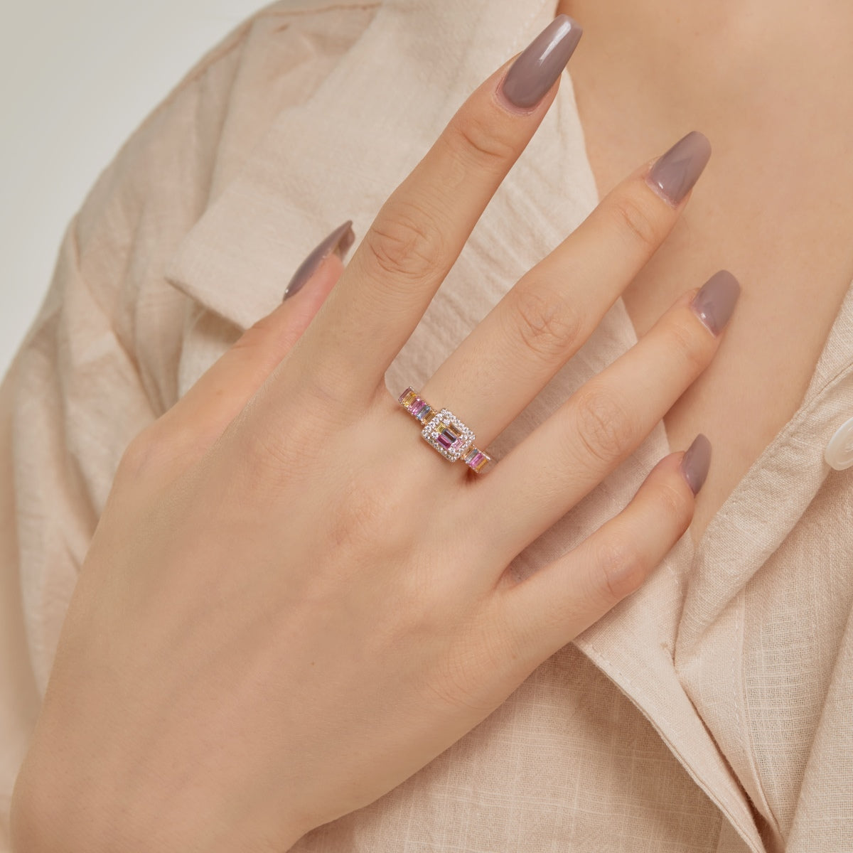 [Royal Jewellery]Exquisite Colorful Radiant Cut Party Ring