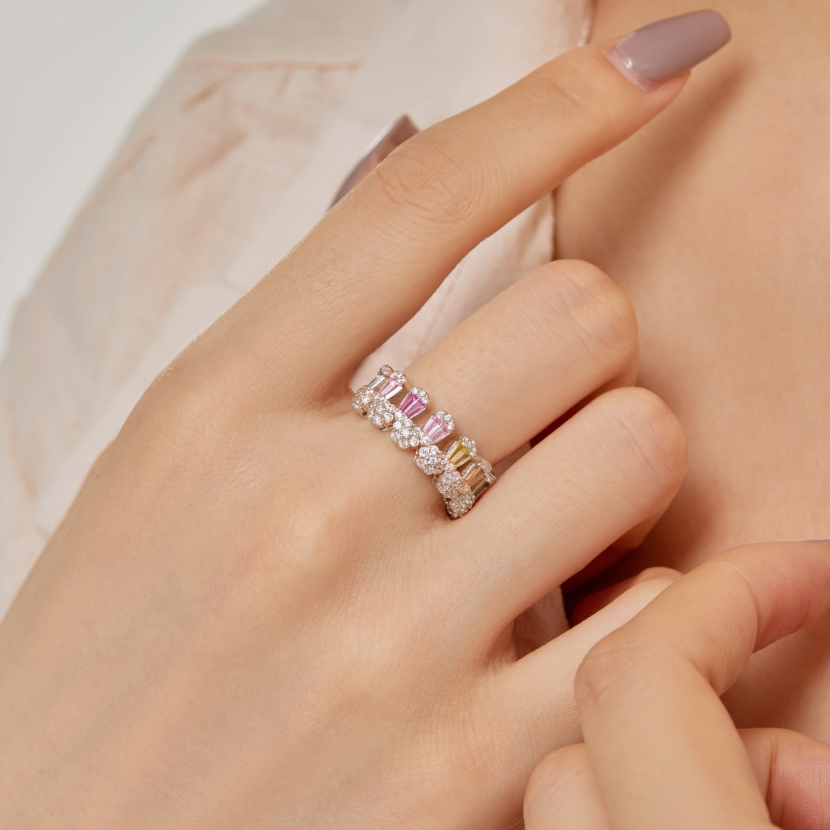 [Royal Jewellery]Gorgeous Radiant Cut Daily Ring