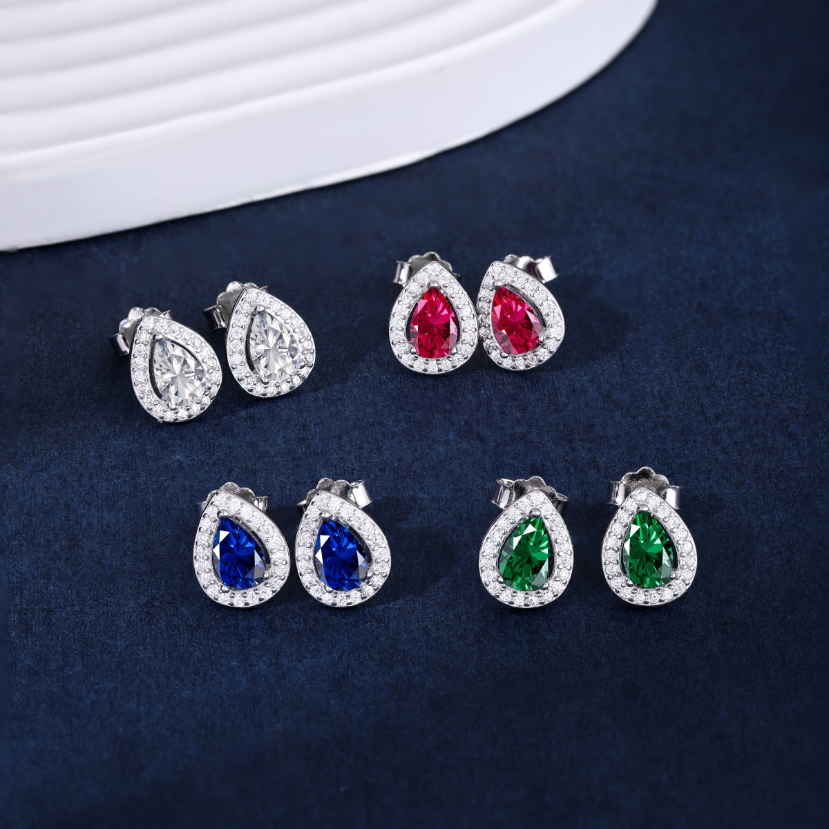 [Royal Jewellery]Luxurious Water Drop Shape Earrings