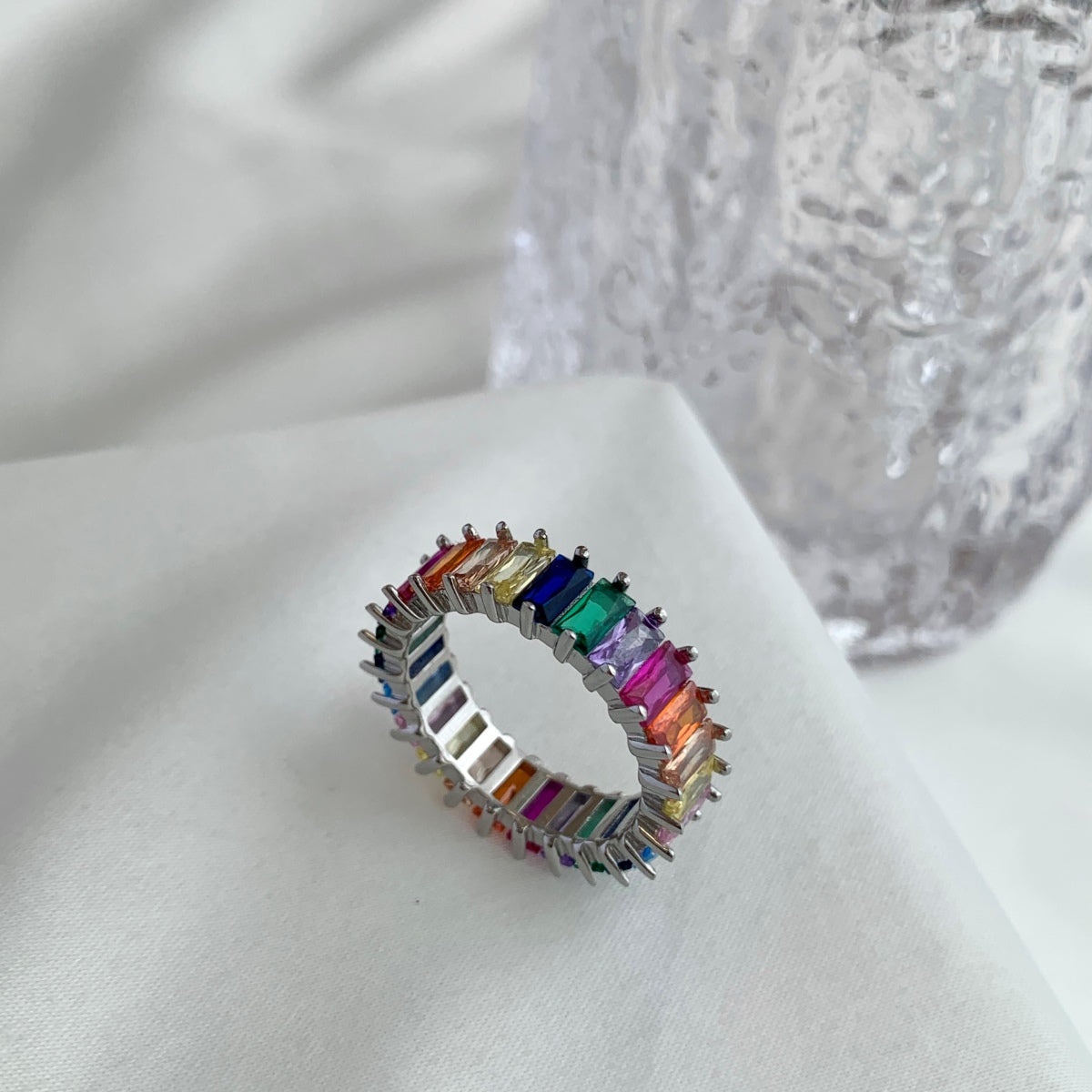 [Royal Jewellery]Unique Colorful Radiant Cut RIng