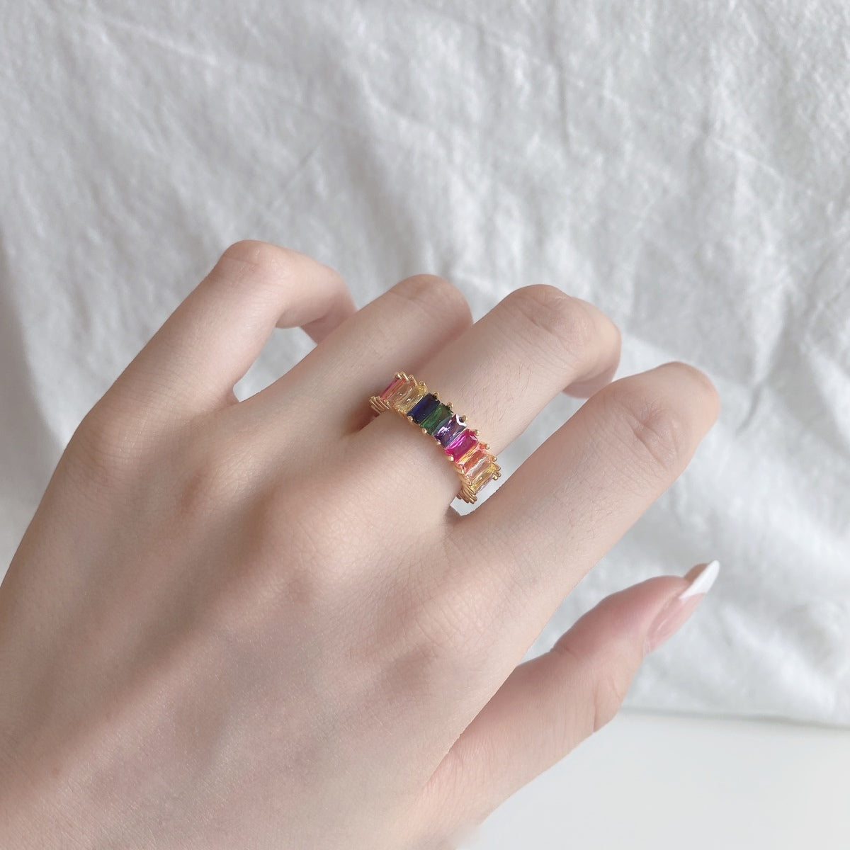[Royal Jewellery]Unique Colorful Radiant Cut RIng