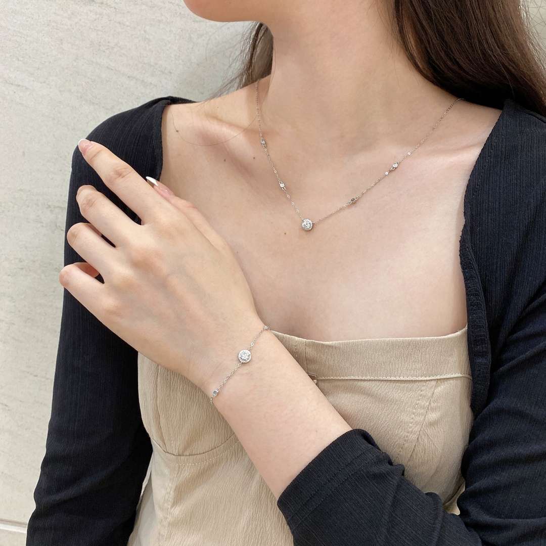 [Royal Jewellery]Dazzling Round Cut Shape Bracelet
