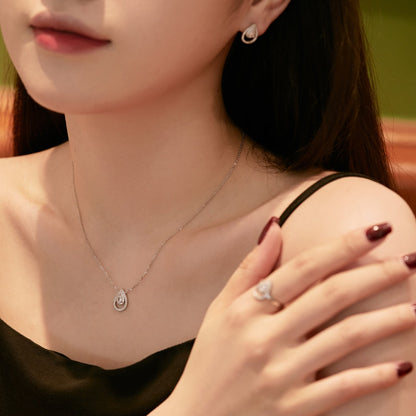 [Royal Jewellery]Sparkling Pear Cut Necklace