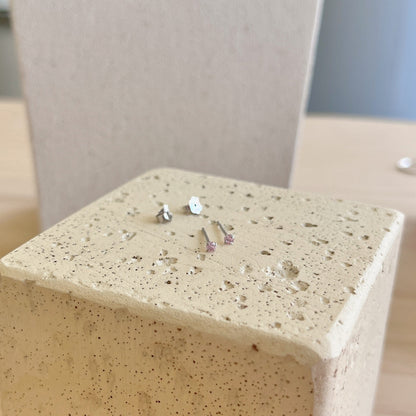 [Royal Jewellery]Delicate Solitaire Earrings