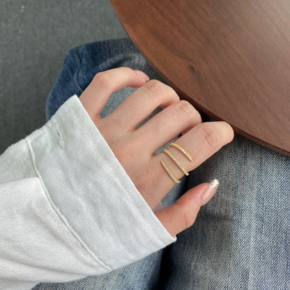 [Royal Jewellery]Unique Vibrant Entangle Daily Ring