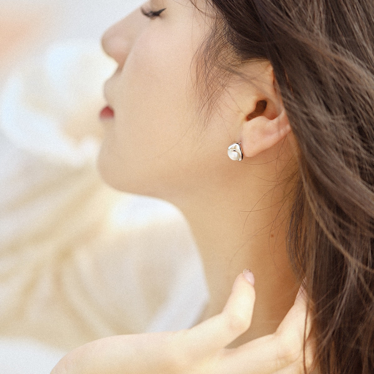 [Royal Jewellery]Dainty Bread Pearl Earrings