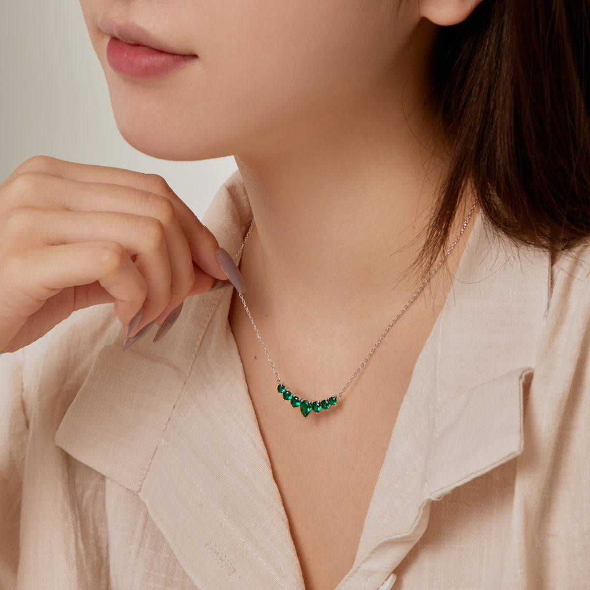 [Royal Jewellery]Dainty Colorful Heart Necklace