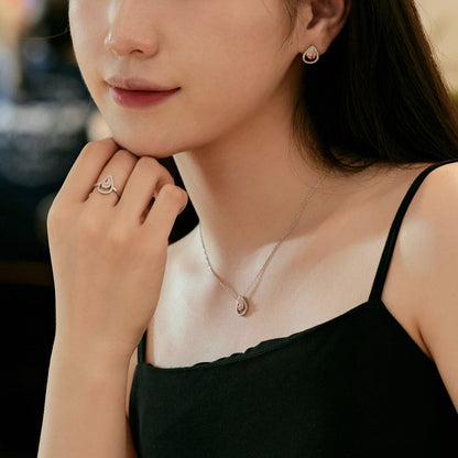 [Royal Jewellery]Sparkling Pear Cut Necklace
