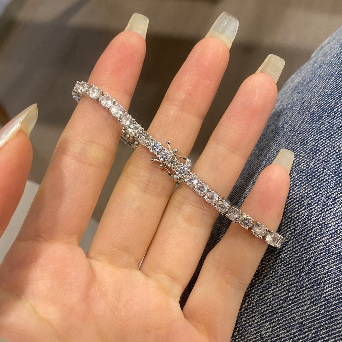[Royal Jewellery]Luxurious Ornate Round Cut Tennis Bracelet
