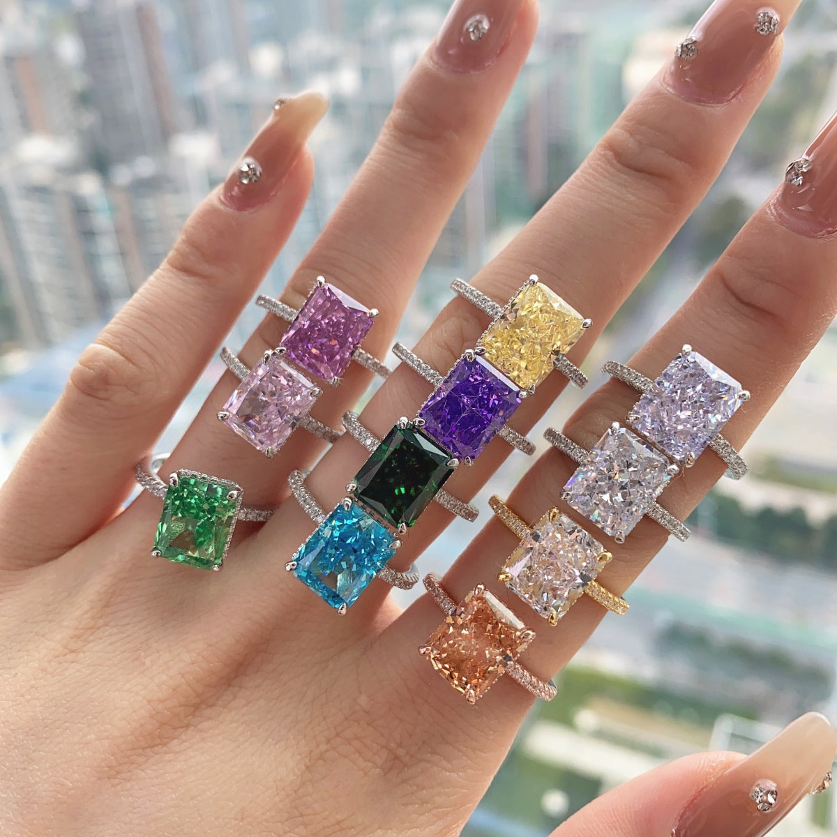 [Royal Jewellery]4.0 Carat Luxurious Engagement Ring