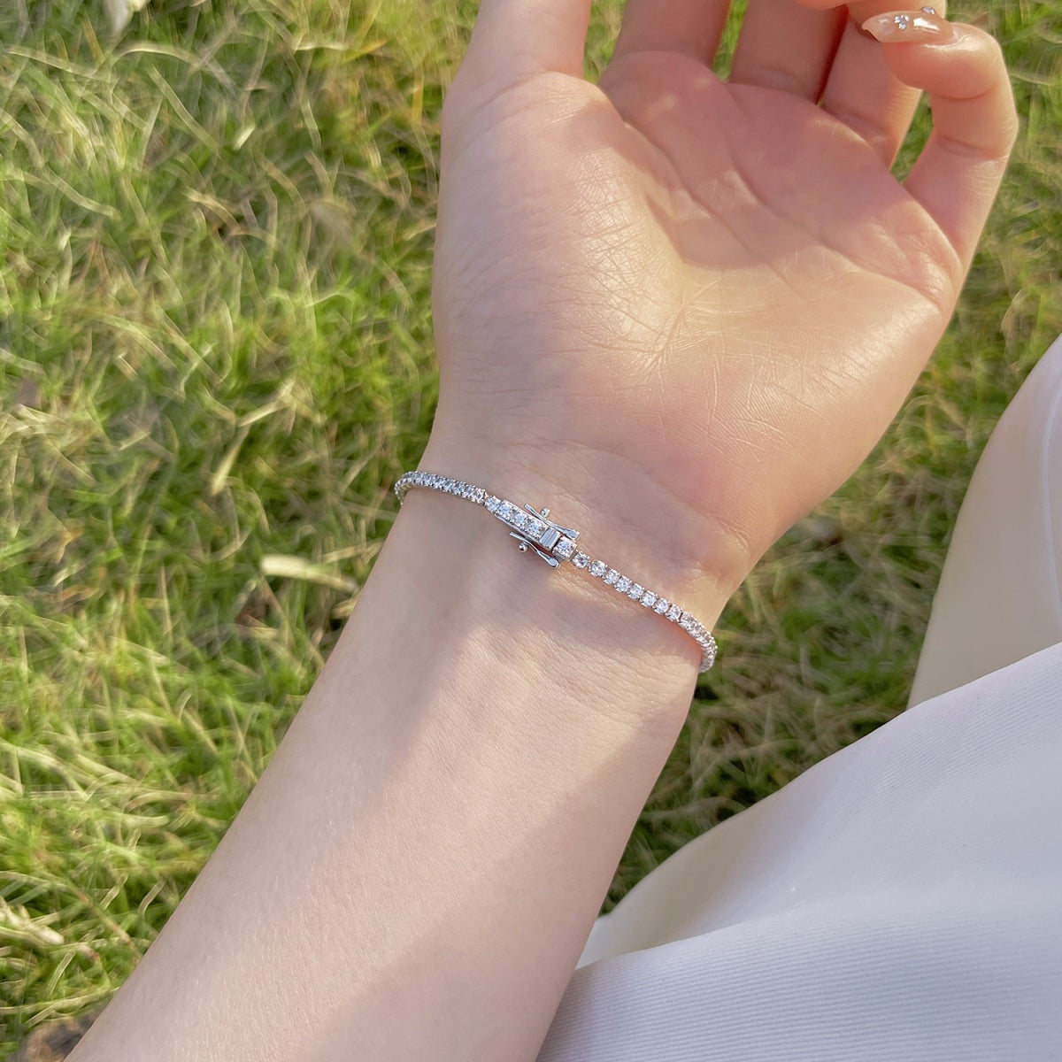 [Royal Jewellery]Radiant Colorful Round Cut Party Bracelet