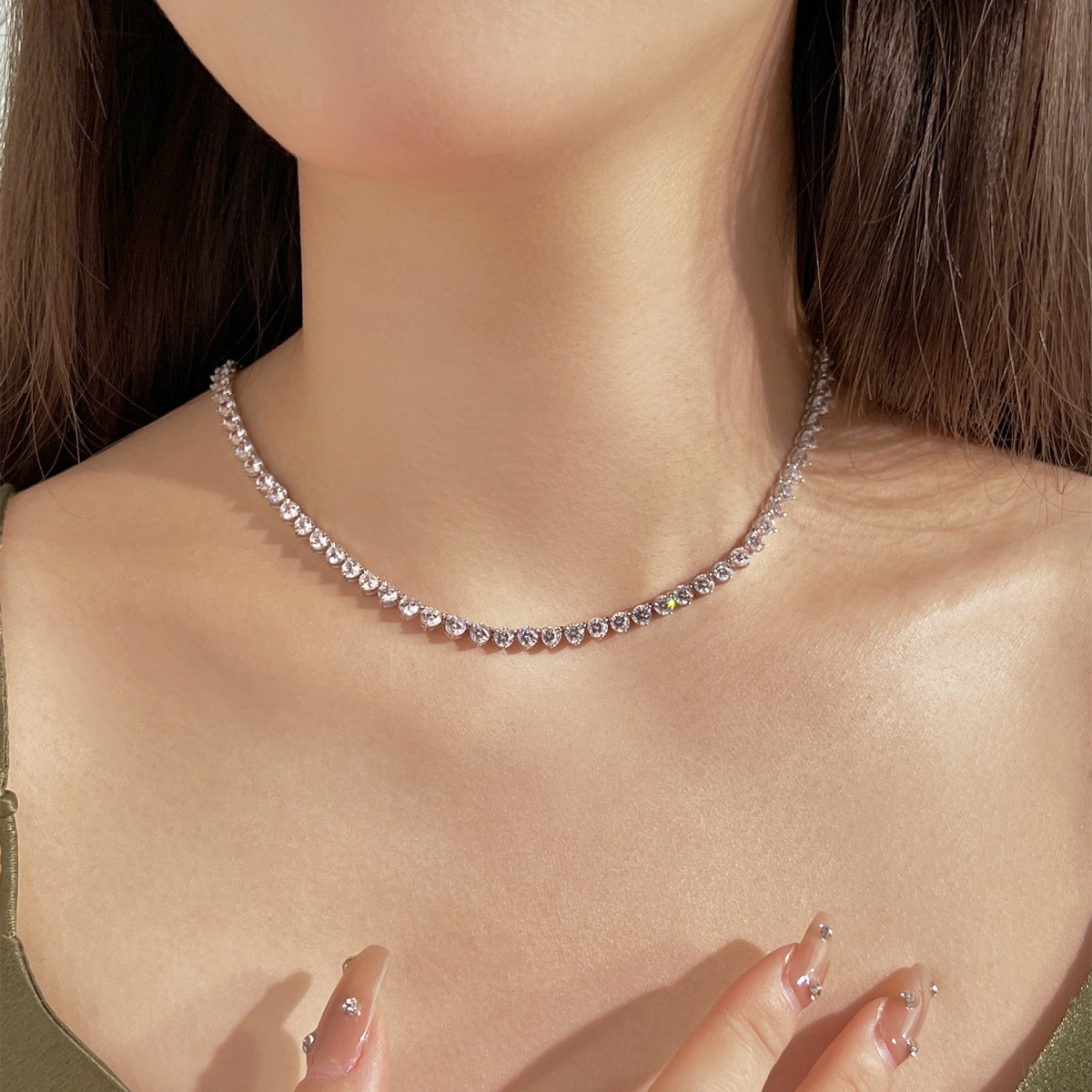 [Royal Jewellery]Ornate Heart Cut Tennis Necklace
