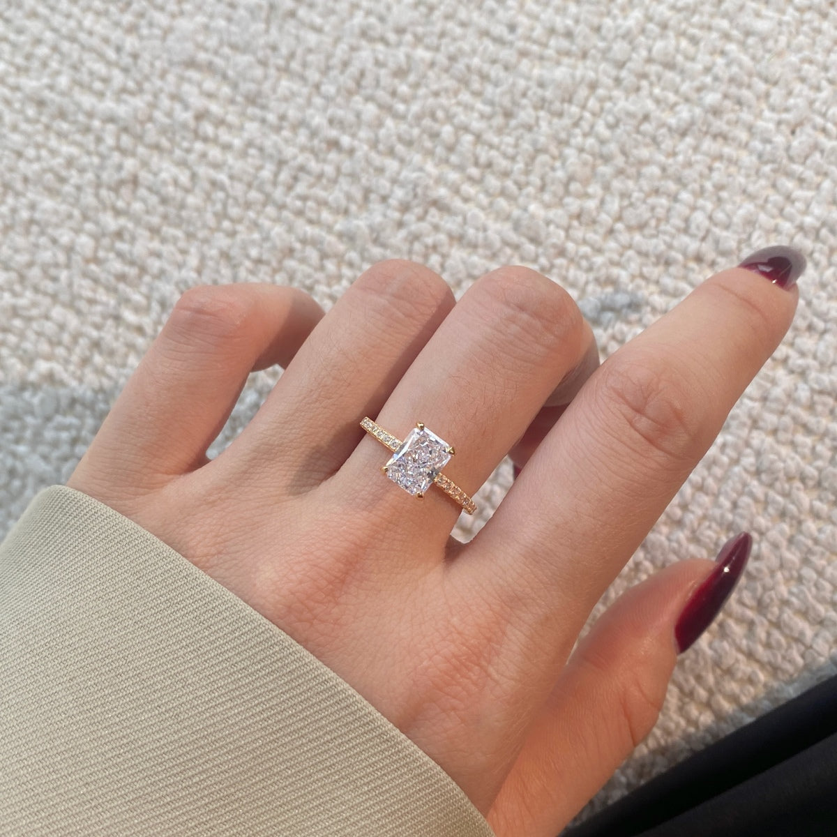 [Royal Jewellery]2.0 Carat Dazzling Sparkling Radiant Cut Party Ring