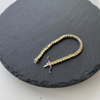[Royal Jewellery]Ornate Dazzling Round Cut Tennis Bracelet