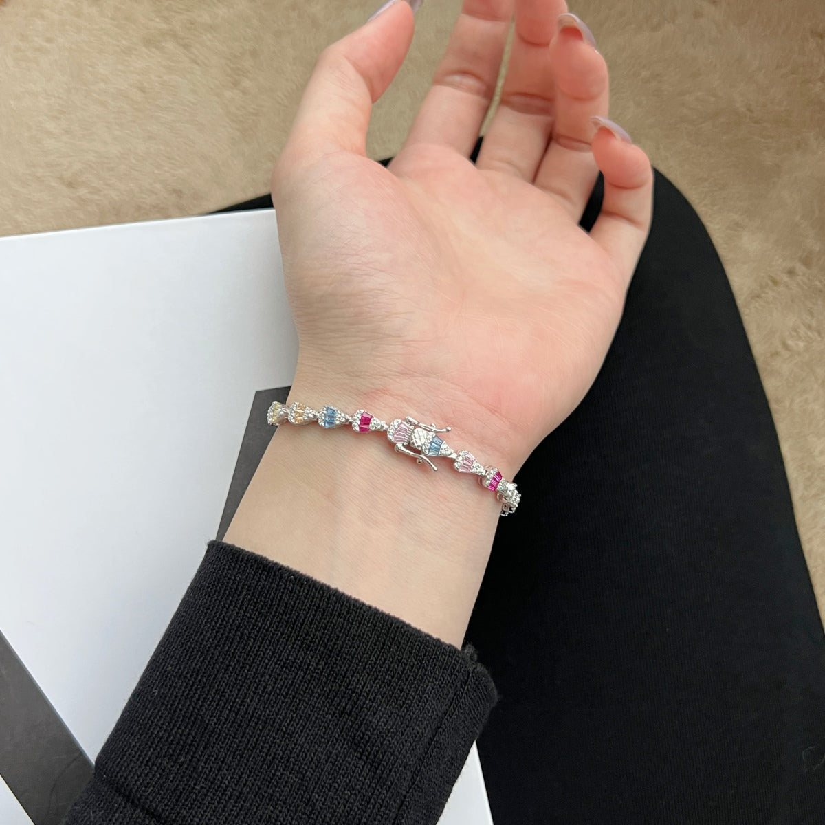 [Royal Jewellery]Radiant Water Drop Shape Daily Bracelet