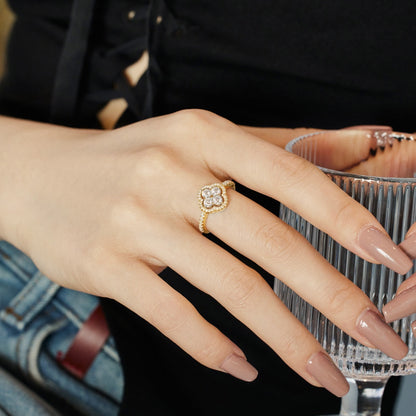 [Royal Jewellery]Four Leaf Clover Flower Design Ring