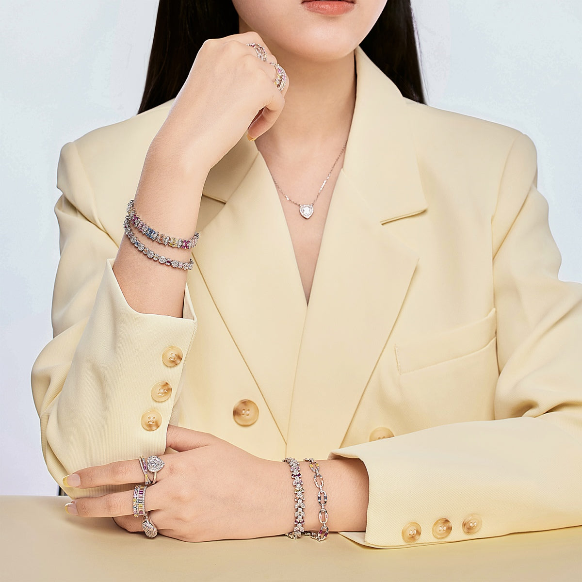 [Royal Jewellery]Delicate Colorful Multi Cut Party Bracelet