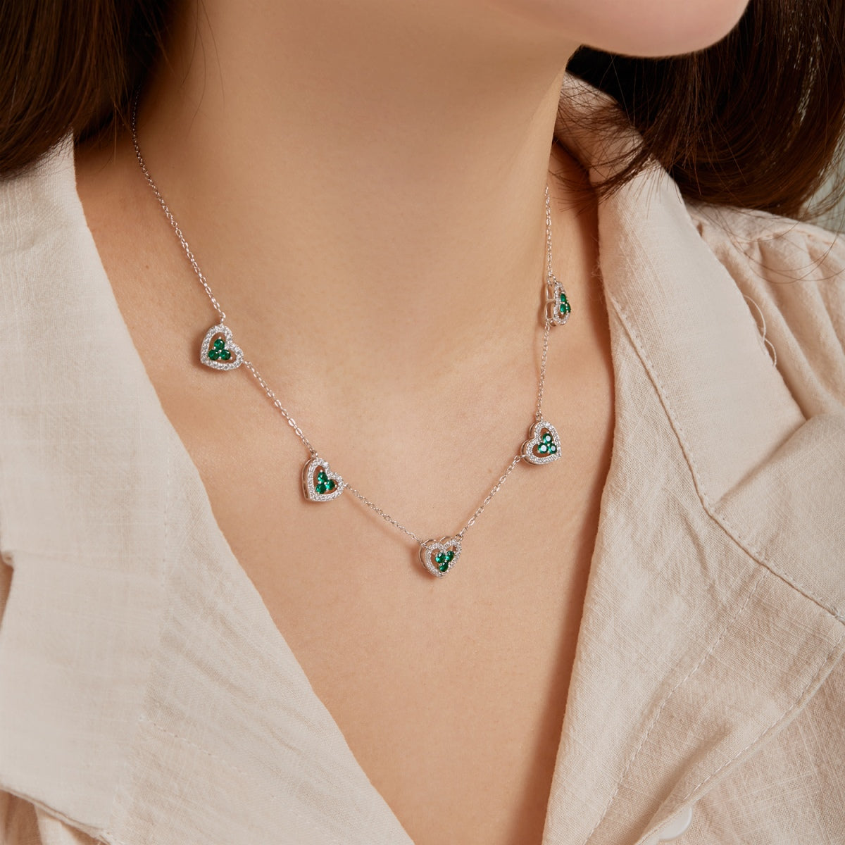 [Royal Jewellery]Sparkling Five Heart Necklace