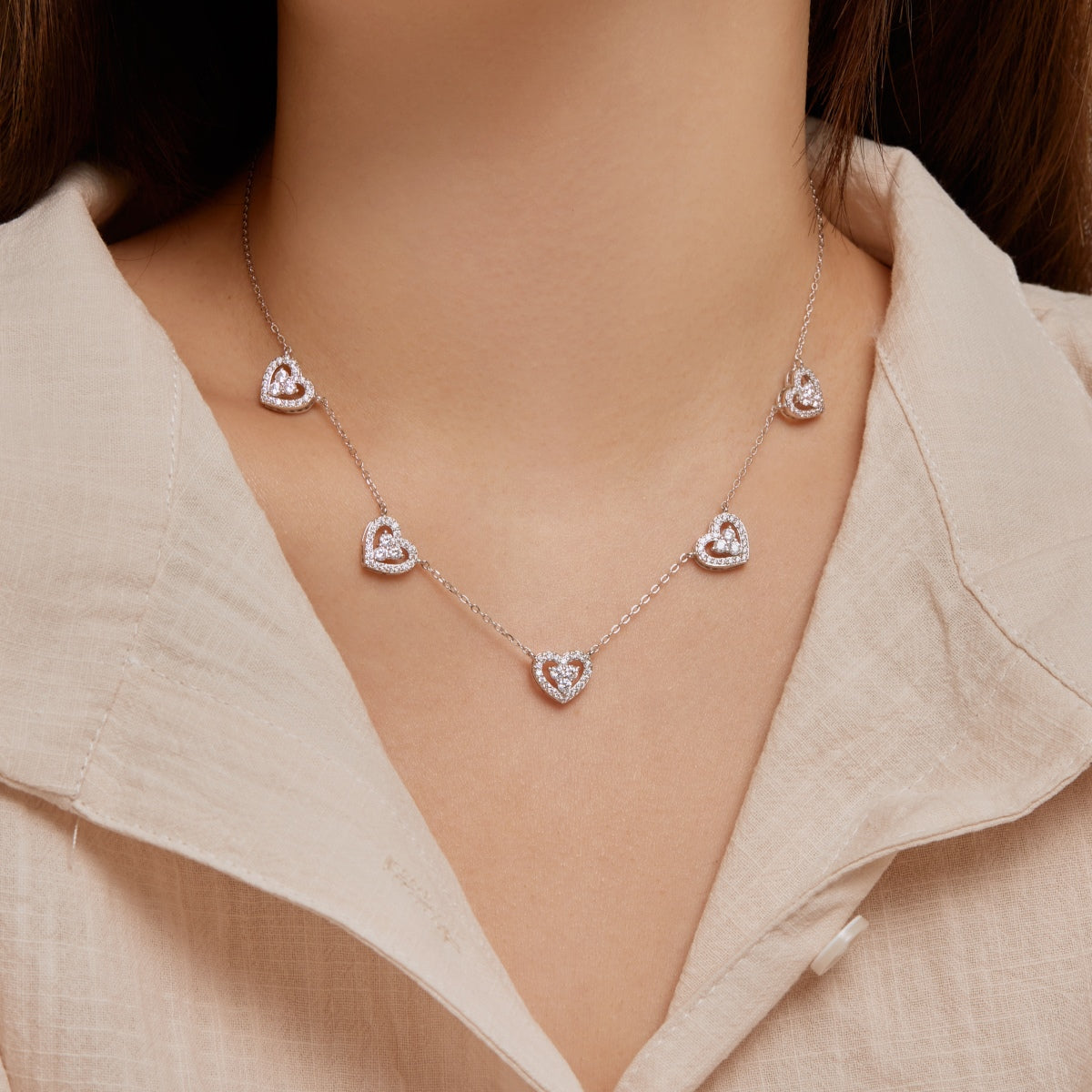[Royal Jewellery]Sparkling Five Heart Necklace