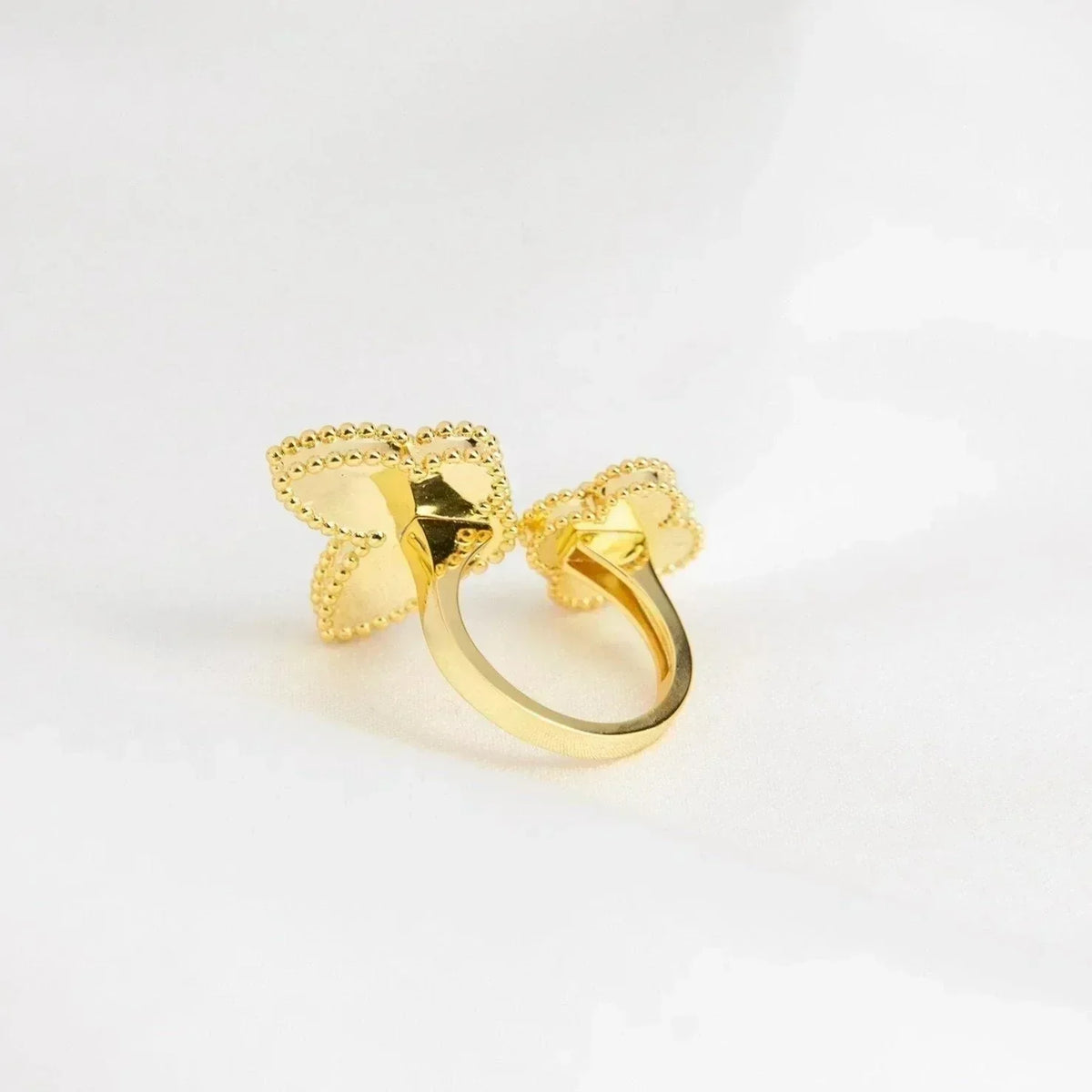 [Royal Jewellery]LUCKY BETWEEN THE FINGER RING