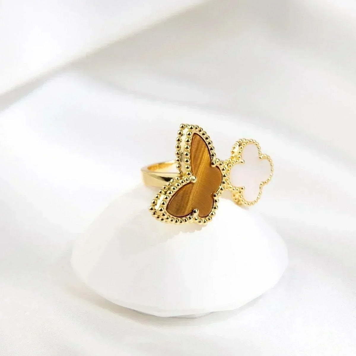 [Royal Jewellery]LUCKY BETWEEN THE FINGER RING