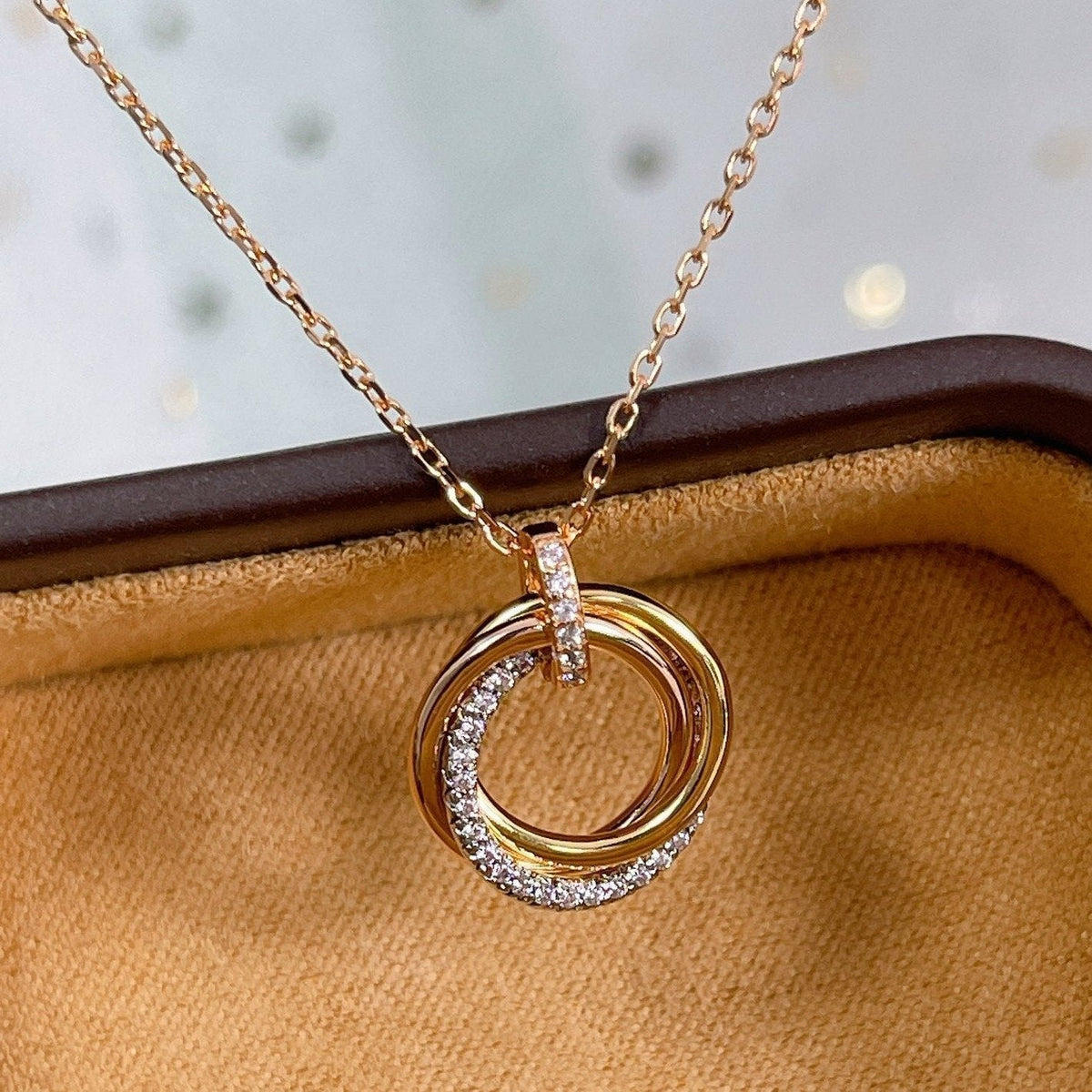 [Royal Jewellery]TRINITY NECKLACE SILVER GOLD PINK GOLD DIAMONDS