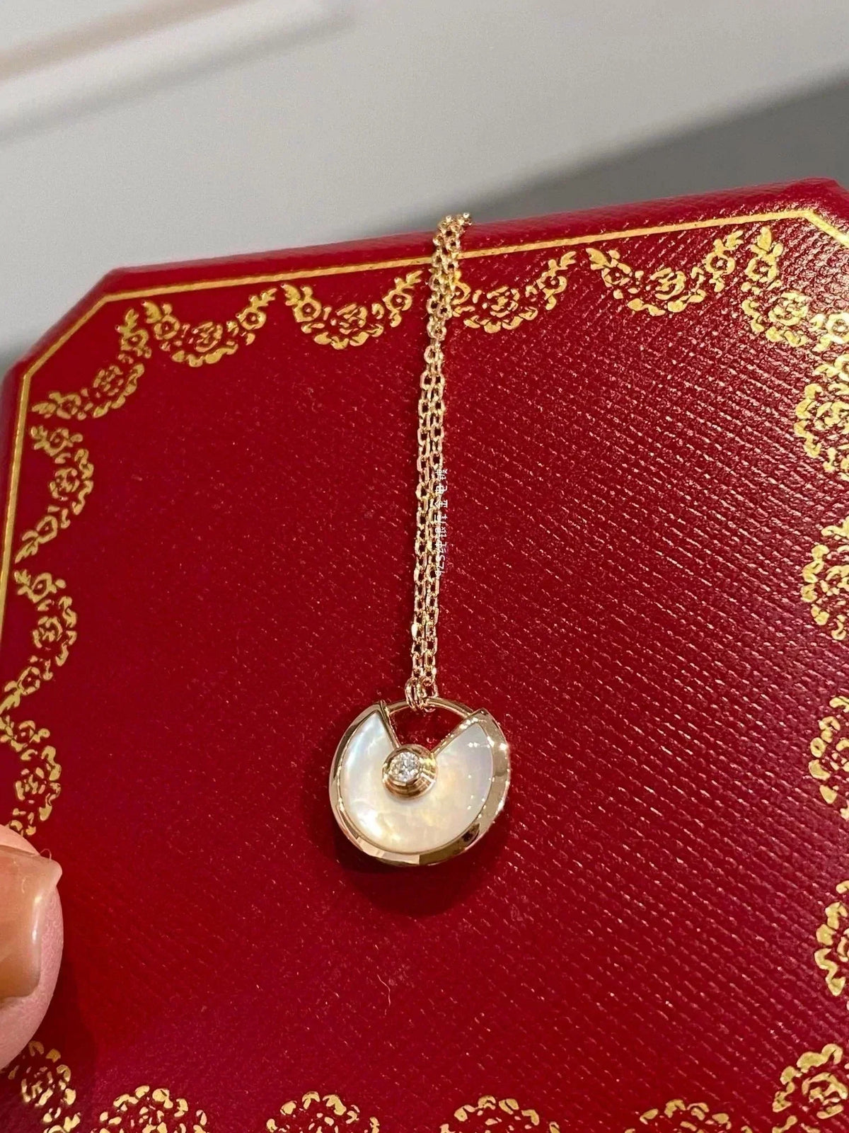 [Royal Jewellery]AMULETTE ROSE GOLD MOP NECKLACE