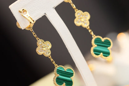 [Royal Jewellery]CLOVER EARRINGS GOLD MALACHITE DIAMOND 3 MOTIF