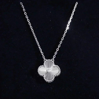 [Royal Jewellery]CLOVER  15MM DIAMOND LASER NECKLACE SILVER