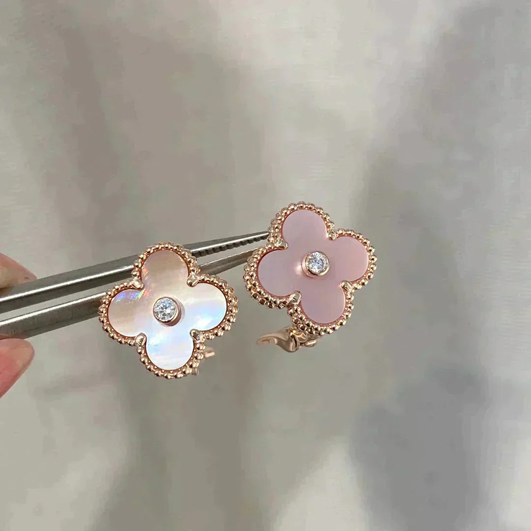 [Royal Jewellery]CLOVER MEDIUM 1 MOTIFS  PINK MOP DIAMOND EARRINGS