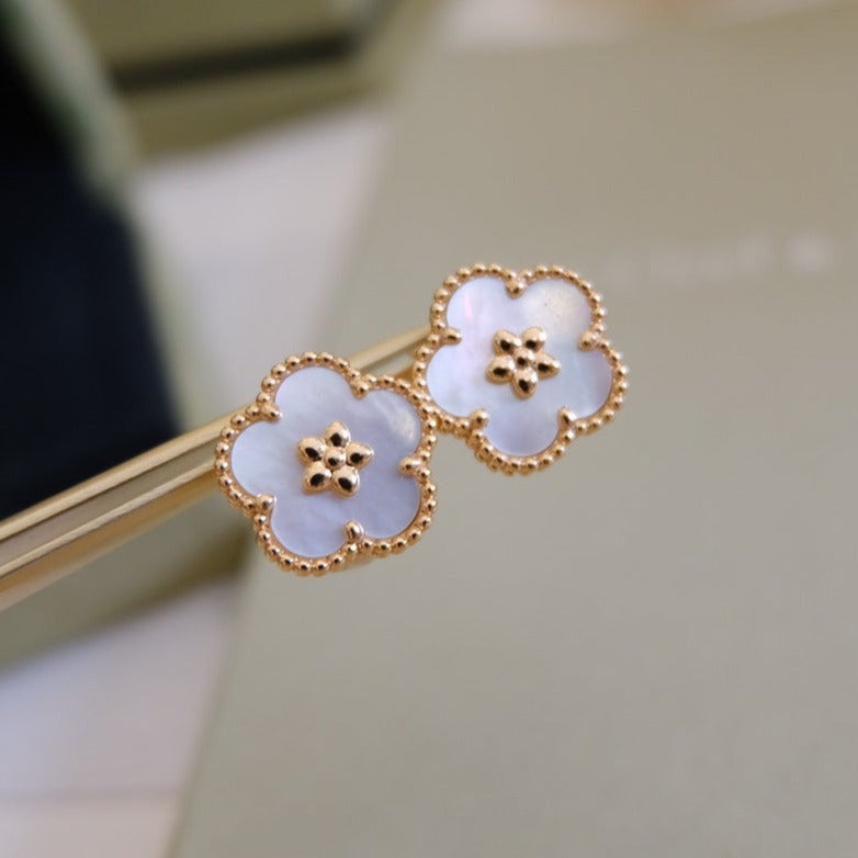 [Royal Jewellery]LUCKY PINK GOLD WHITE MOP EARRINGS