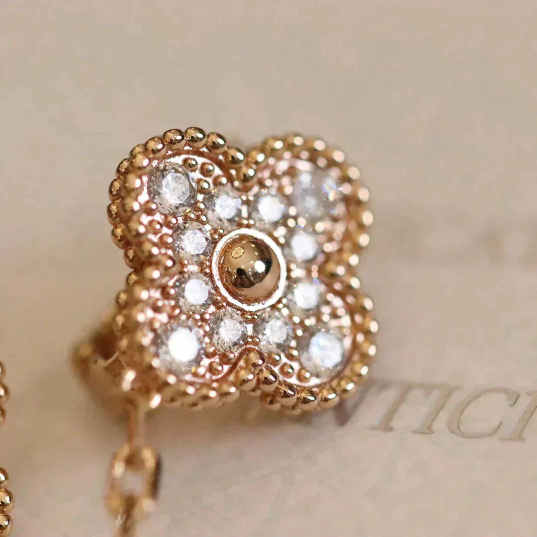 [Royal Jewellery]CLOVER MEDIUM 1 MOTIFS FUll DIAMOND EARRINGS