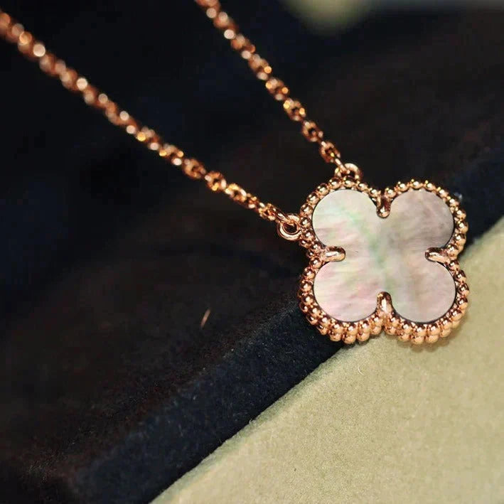 [Royal Jewellery]CLOVER 15MM  GRAY MOTHER OF PEARL NECKLACE
