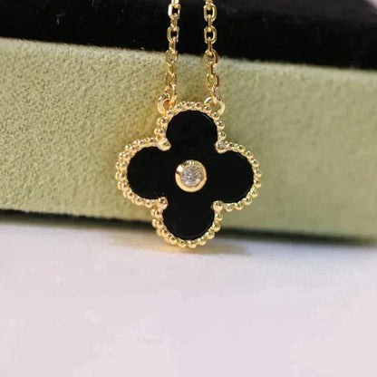 [Royal Jewellery]CLOVER 15MM DIAMOND ONYX NECKLACE