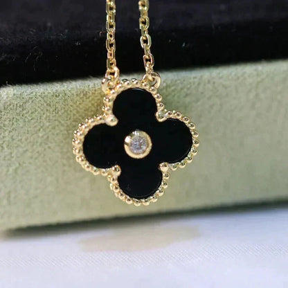 [Royal Jewellery]CLOVER 15MM DIAMOND ONYX NECKLACE