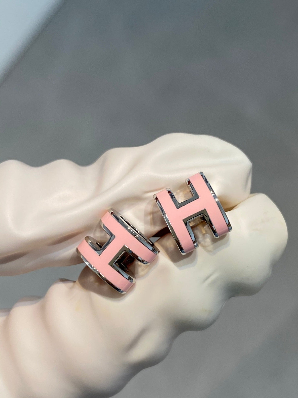 [Royal Jewellery]MINI POP H SILVER EARRINGS PINK