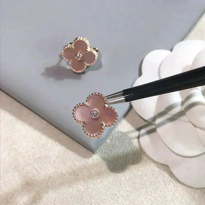 [Royal Jewellery]CLOVER MEDIUM 1 MOTIFS  PINK MOP DIAMOND EARRINGS