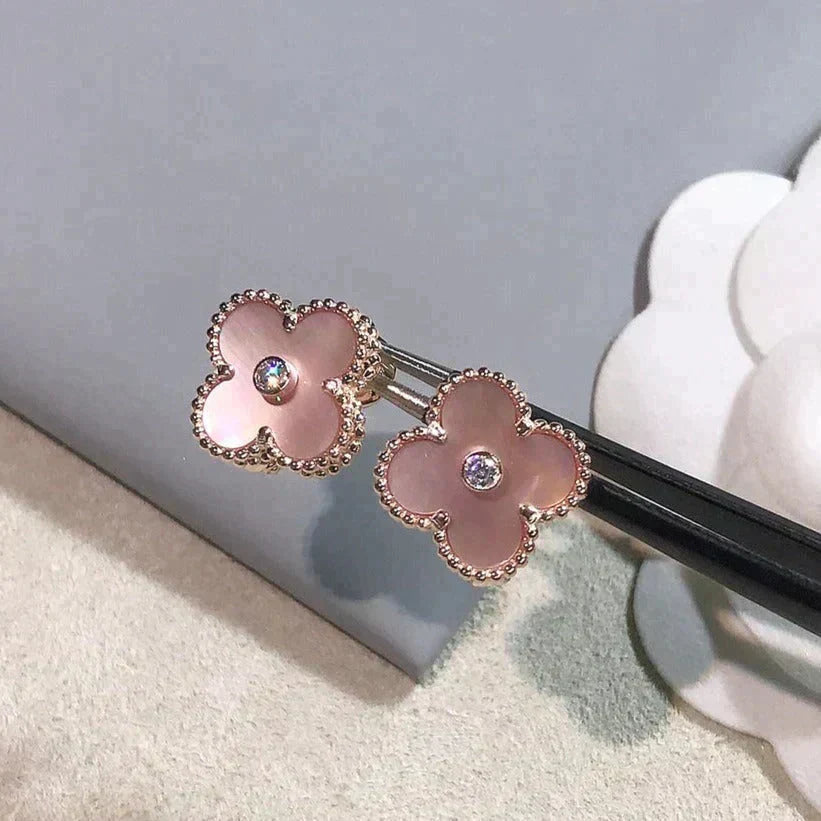 [Royal Jewellery]CLOVER MEDIUM 1 MOTIFS  PINK MOP DIAMOND EARRINGS