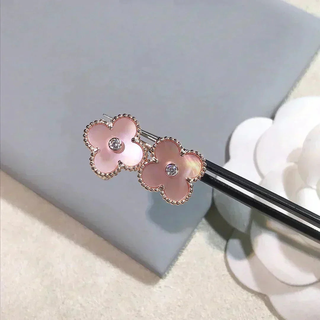 [Royal Jewellery]CLOVER MEDIUM 1 MOTIFS  PINK MOP DIAMOND EARRINGS