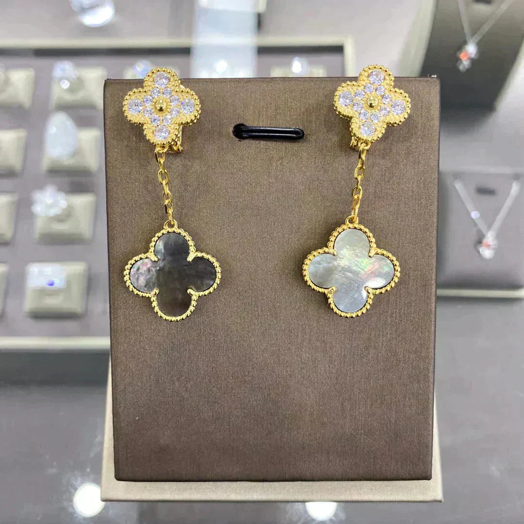 [Royal Jewellery]CLOVER  2 MOTIFS  DIAMOND  EARRINGS (MULTIPLE CHOICESç´