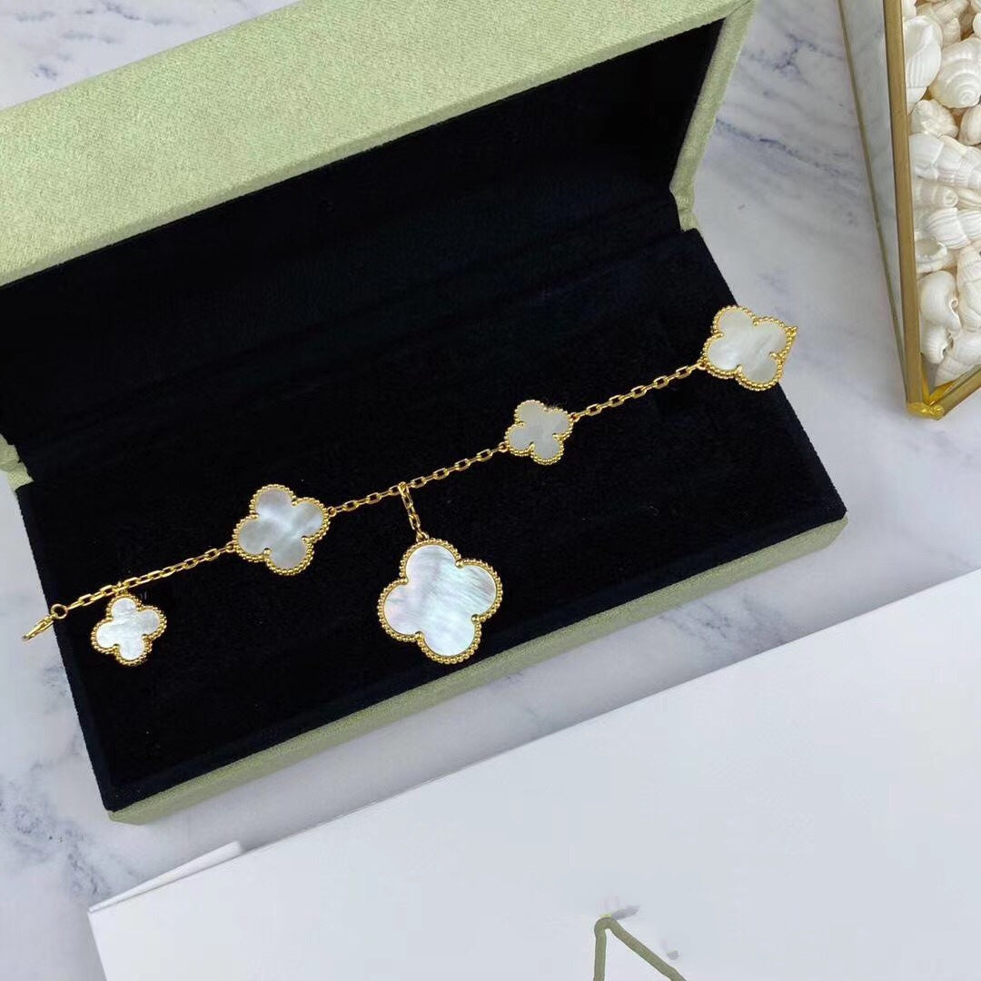 [Royal Jewellery]MAGIC CLOVER MOP GOLD BRACELET 5 MOTIFS