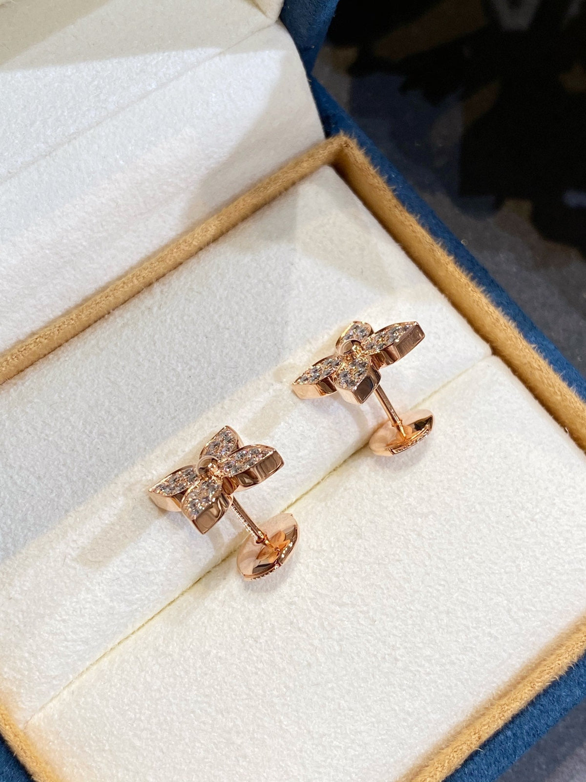 [Royal Jewellery]STAR DIAMOND EARRINGS